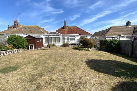 3 bedroom detached bungalow for sale, Magnolia Avenue, Margate