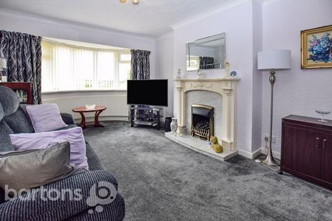 2 bedroom detached bungalow for sale, Cotswold Crescent, WHISTON