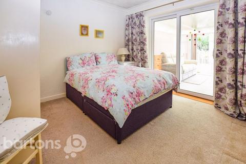 32 Cotswold Crescent, Whiston, Rotherham, S60 4AX