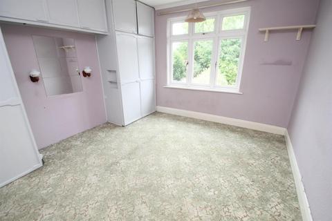 3 bedroom semi-detached house for sale, Sandling Lane, Penenden Heath, Maidstone, Kent , ME14 2EA