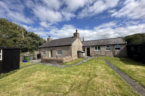 2 bedroom cottage for sale, Penisarwaun, Gwynedd