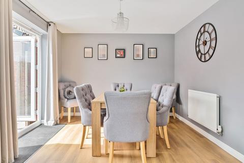 5 bedroom detached house for sale, Teachers Way, Melksham SN12