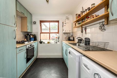 3 bedroom end of terrace house for sale, Louisa Close, London E9