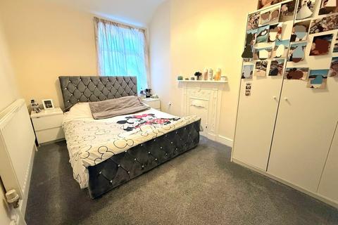 1 bedroom apartment to rent, Risingholme Road, Harrow
