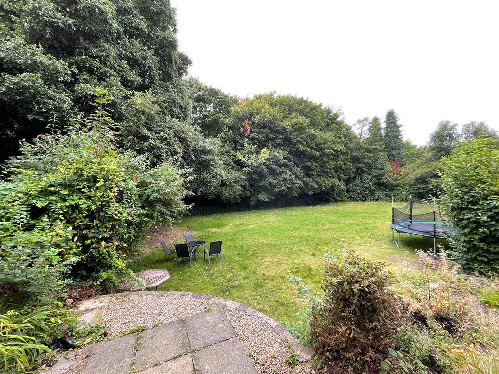 Communal gardens