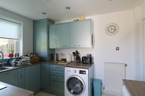 4 bedroom end of terrace house for sale, Princes Gardens, West Acton, London