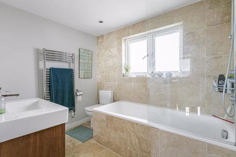 3 Crabtree Lane, Bookham, Leatherhead, KT23 4PG