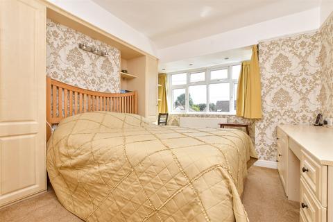 65 Orchard Close, Fetcham, Leatherhead, KT22 9JB