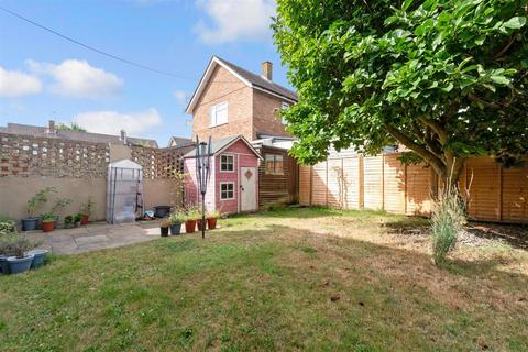 3 bedroom terraced house for sale, Larkspur Road, East Malling, West Malling, Kent