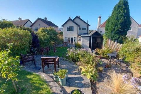 4 bedroom detached house for sale, Vincent Avenue, Llandudno