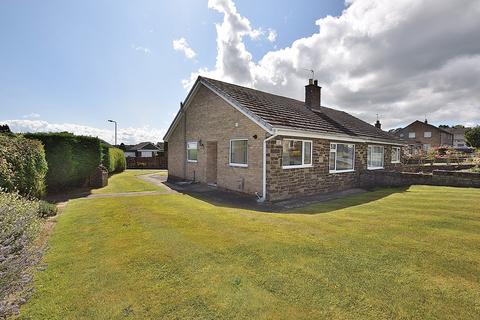 2 bedroom semi-detached bungalow for sale, Whitefields Drive, Richmond