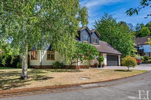 1 The Granaries, Tuddenham, Ipswich, IP6 9BW