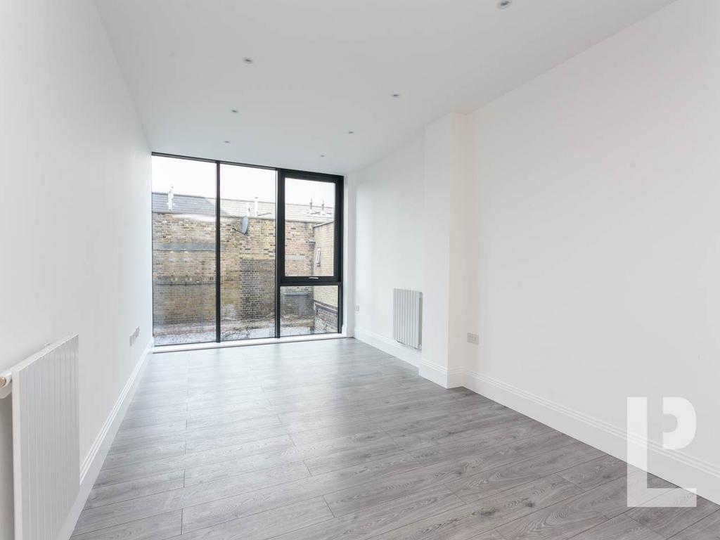 LFWS 15 Hanah House