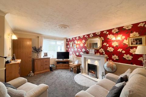 3 bedroom detached house for sale, Shaw Drive, Burntwood