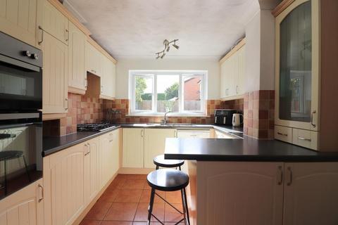15 Arbour Close, Luton, LU3 4AQ
