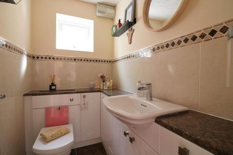 15 Arbour Close, Luton, LU3 4AQ