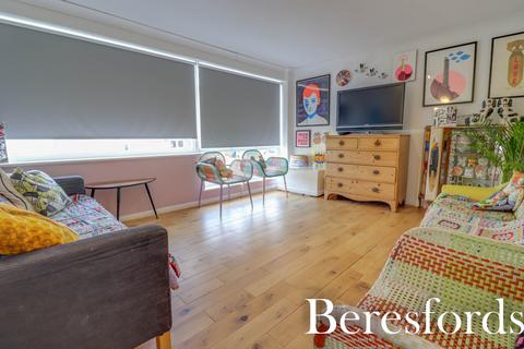 17 Pennyfields, Warley, Brentwood, CM14 5JP