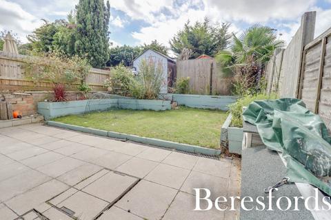 17 Pennyfields, Warley, Brentwood, CM14 5JP