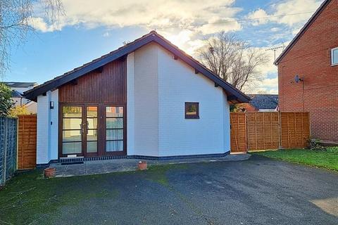 Copper Beech Close, South Street, Leominster, Herefordshire, HR6 8LE