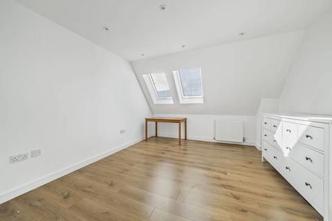 1 bedroom flat for sale, Burnt Oak Broadway, HA8, Edgware, London, HA8