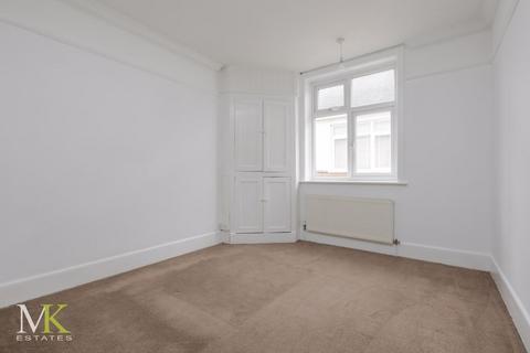 2 bedroom flat for sale, Christchurch Road, Bournemouth BH7