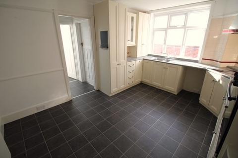 2 bedroom flat for sale, Christchurch Road, Bournemouth BH7