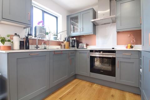 43 Adstone Road, Caddington, Luton, LU1 4JF