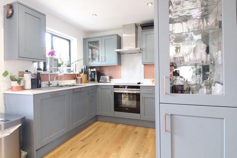 43 Adstone Road, Caddington, Luton, LU1 4JF