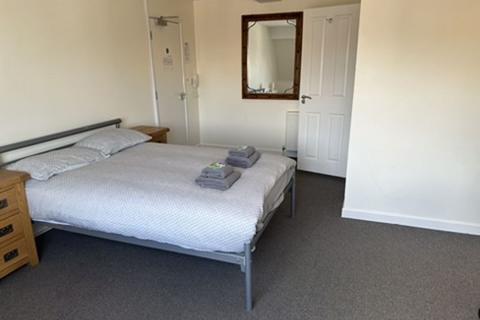 1 bedroom property to rent, Thorpe Road, Norwich