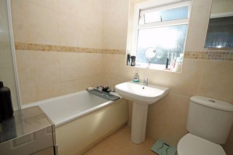 52 Windsor Way, Alderholt, Fordingbridge, SP6 3BN