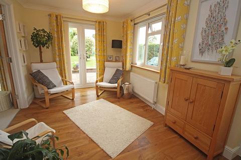 31 Avon Meade, Fordingbridge, SP6 1QR
