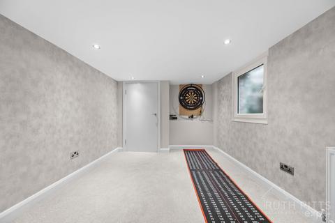 110 Wakefield Road, Ackworth, Pontefract, WF7 7BQ