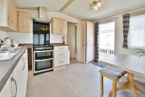 2 bedroom detached house for sale, Kingfisher Lake, Cotswold Hoburne, Cotswold Lakes