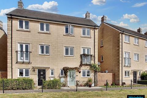 4 bedroom terraced house for sale, Serotine Crescent, Trowbridge