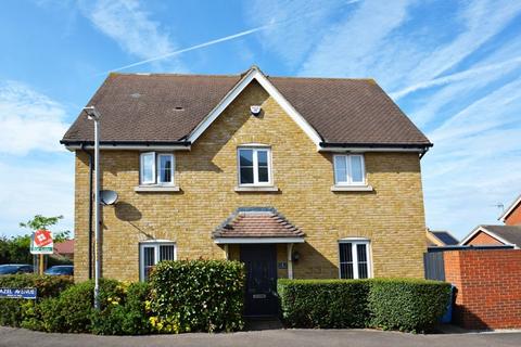 3 bedroom terraced house for sale, Hazel Avenue, Minster