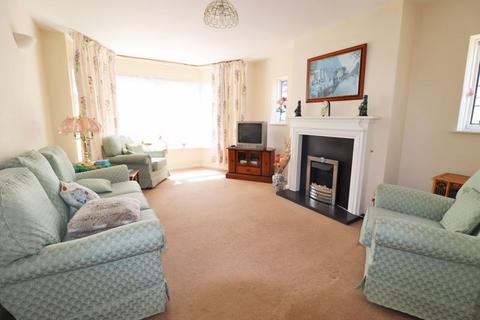 3 bedroom bungalow for sale, Goring Way, Goring-by-Sea