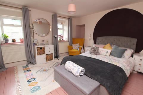 7 Mill Lane, Oakworth, Keighley, BD22 7QH