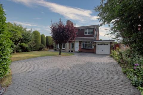 3 bedroom detached house for sale, Ermine Street, Broughton