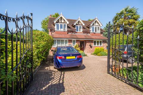 3 bedroom detached house for sale, Oakhill Avenue, Pinner, Middlesex