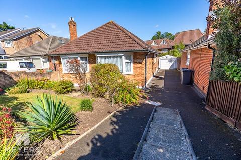 3 bedroom detached bungalow for sale, Wimborne Road, Bournemouth - BH11