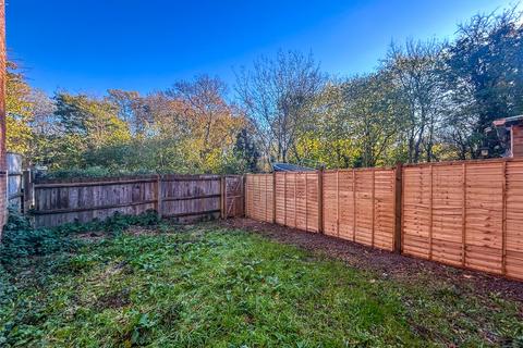 2 Sundew Close, New Milton, BH25 5YA