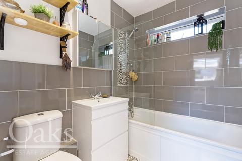 Flat 3, 109 Selhurst Road, London, SE25 6LH