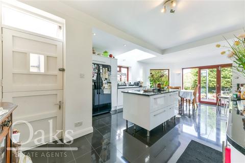 4 bedroom semi-detached house for sale, Green Lane, Norbury