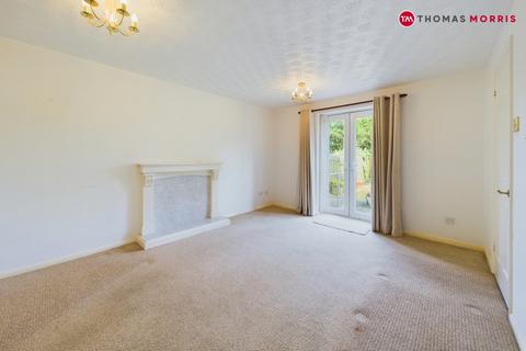 2 bedroom apartment for sale, Honeysuckle Close, Bedfordshire SG18