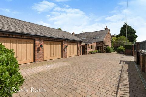 5 bedroom detached house for sale, Dawbers Lane, Chorley PR7