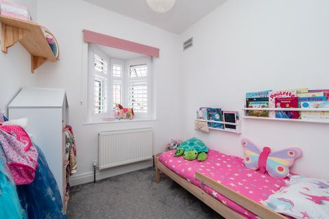 50 Tilehurst Road, Sutton, SM3 8PB