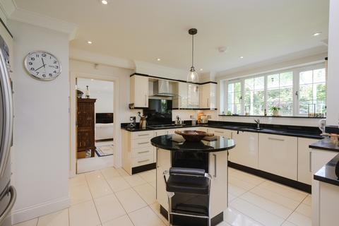 5 bedroom detached house for sale, Coombe Bank, Kingston upon Thames KT2