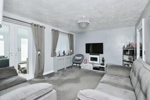 37 Euston Way, Dinnington, Sheffield, S25 3RS