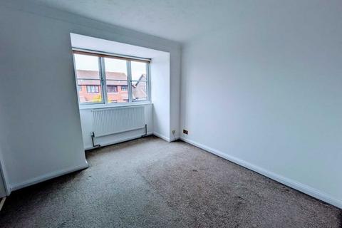 8 Cricketers Close, Hawkinge, Folkestone, CT18 7NH