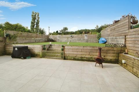 1 Ashes Lane, Glossop, SK13 7DX